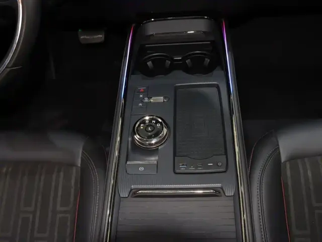 Ford Mondeo — Фото автомобиля 15