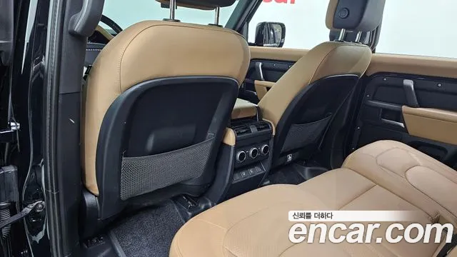 Land Rover Defender L663 — Фото автомобиля 29