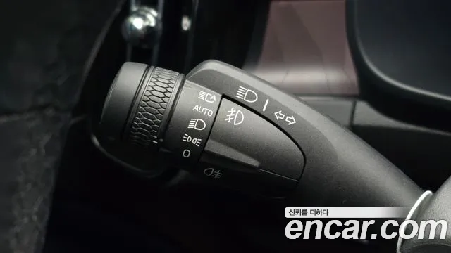 Вольво XC40 — Фото автомобиля 17