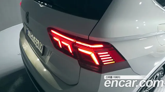 Volkswagen Tiguan — Фото автомобиля 23