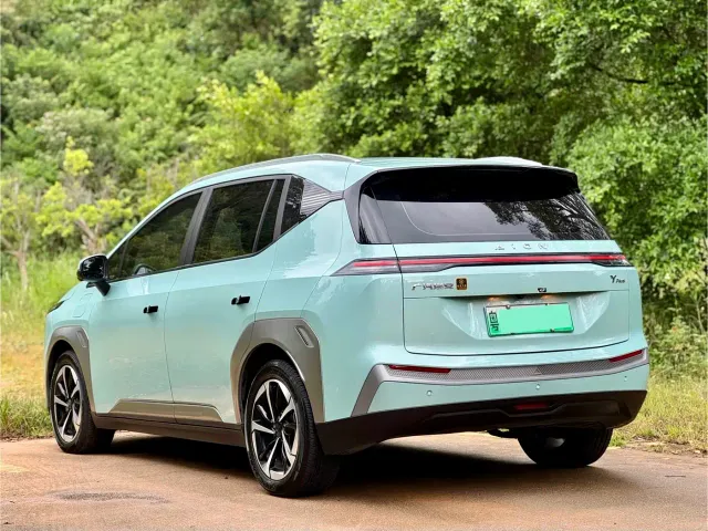 GAC Aion Y — Фото автомобиля 4