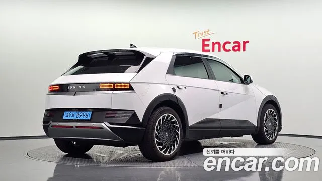 Hyundai Ioniq 5 — Фото автомобиля 2