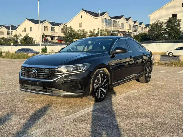 Volkswagen Passat — Фото автомобиля 2