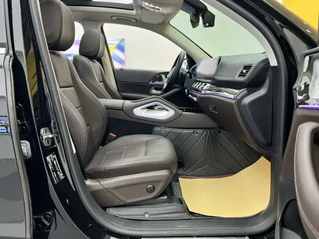 Mercedes-Benz GLE-Class — Фото автомобиля 17