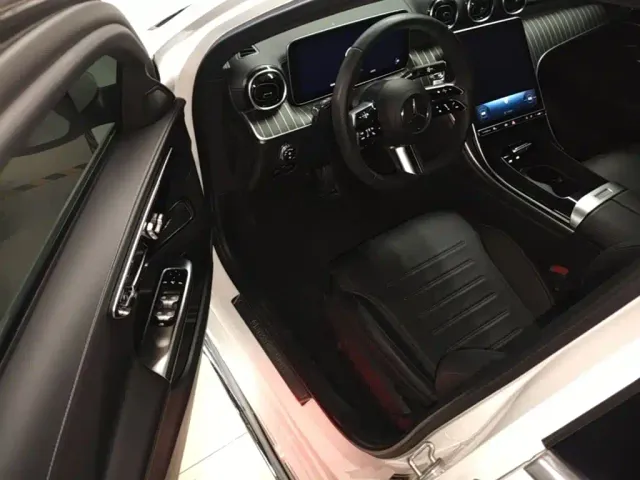 Mercedes-Benz C-Class — Фото автомобиля 15
