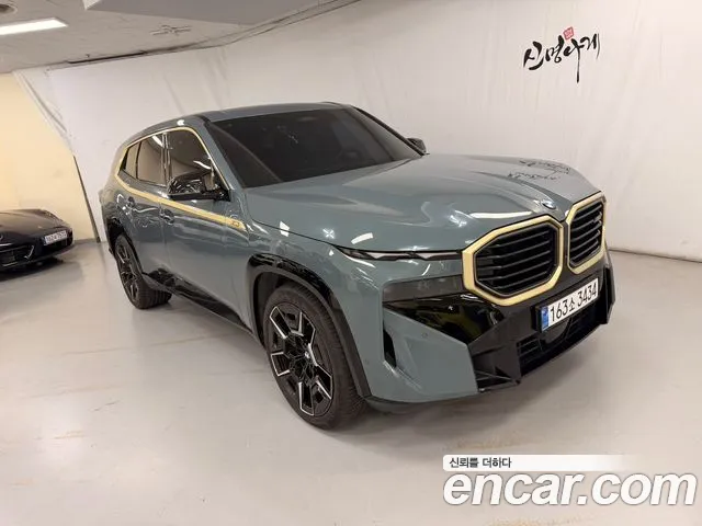 BMW XM G09 — Фото автомобиля 2
