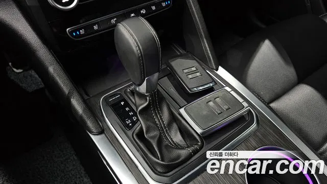 Renault Korea SM6 — Фото автомобиля 12