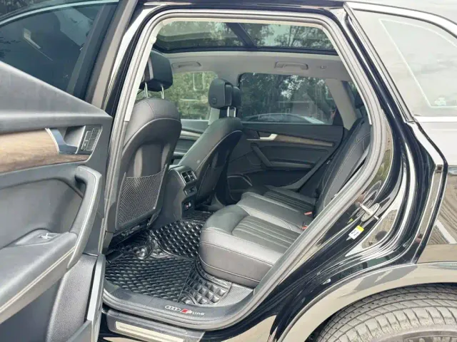 Audi Q5L — Фото автомобиля 12