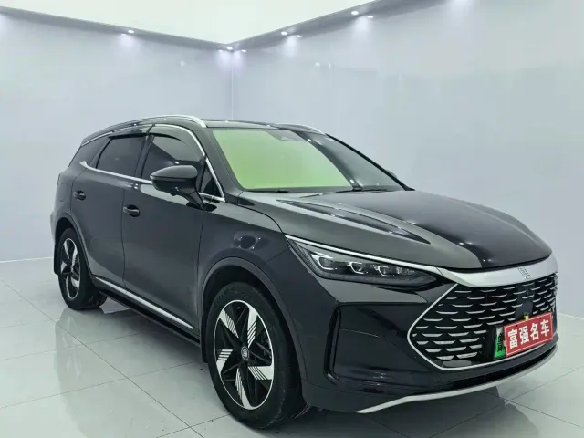 BYD Tang — Фото автомобиля 3