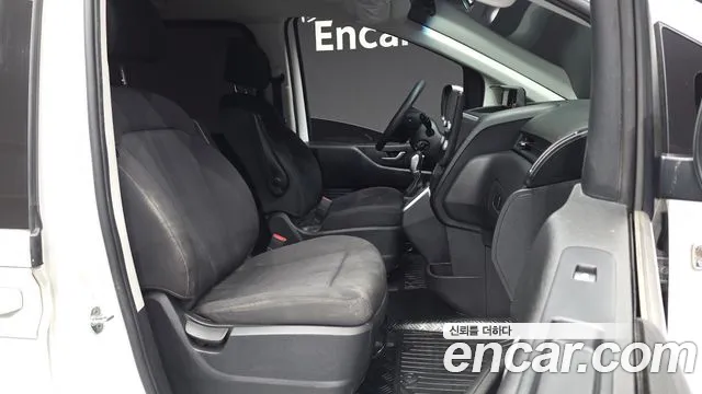 Hyundai Staria — Фото автомобиля 17