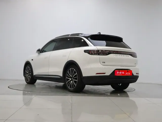 Leapmotor C11 — Фото автомобиля 4