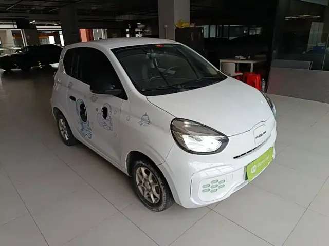 Roewe Clever — Фото автомобиля 3