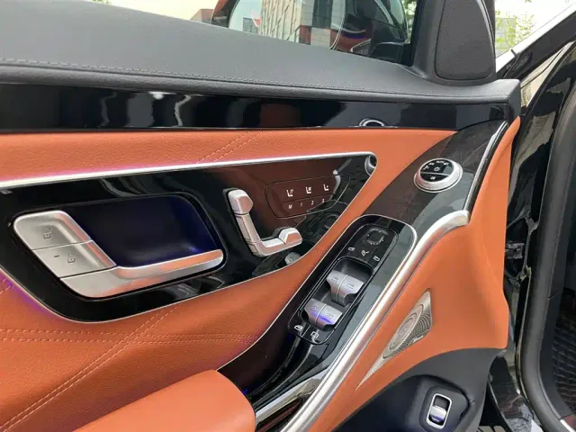 Mercedes-Benz Maybach S-Class — Фото автомобиля 12