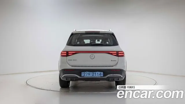 Mercedes-Benz EQB X243 — Фото автомобиля 4