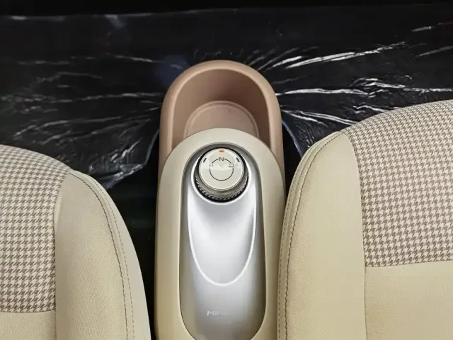 Wuling Hongguang Mini EV — Фото автомобиля 13