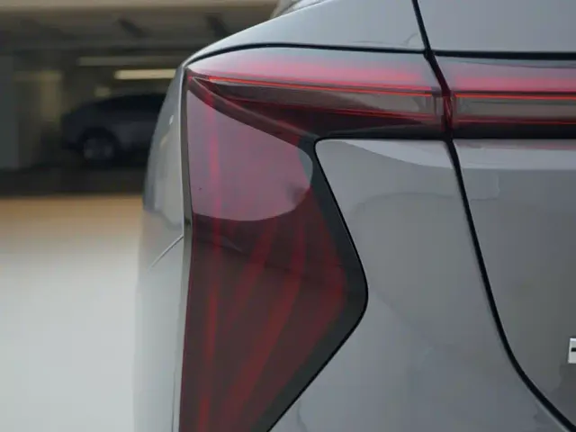 Hongqi EH7 — Фото автомобиля 14