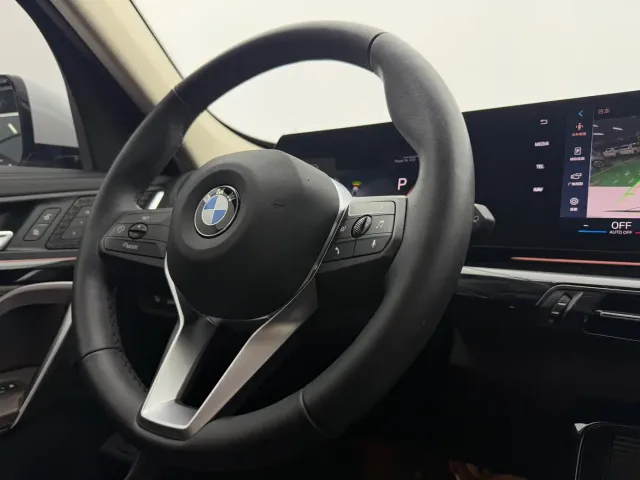 BMW X1 — Фото автомобиля 15