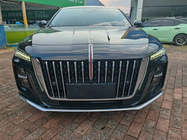 Hongqi H5 — Фото автомобиля 2