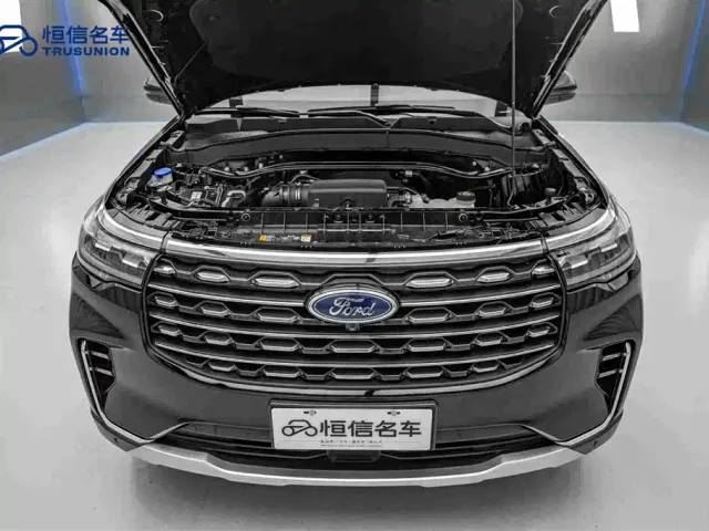 Ford Explorer — Фото автомобиля 22