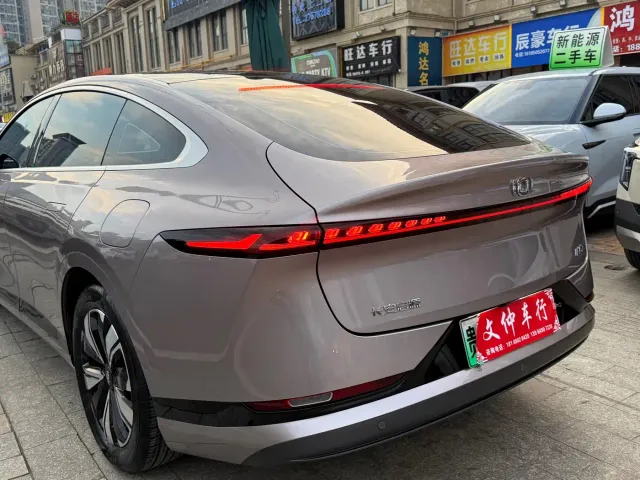 Changan Qiyuan A07 — Фото автомобиля 6