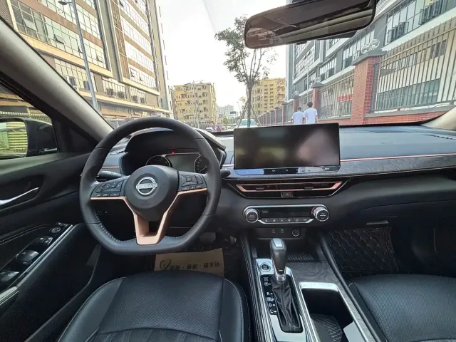 Nissan Teana — Фото автомобиля 8