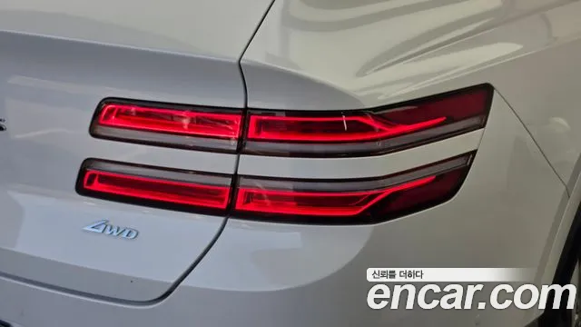 Genesis GV80 — Фото автомобиля 8