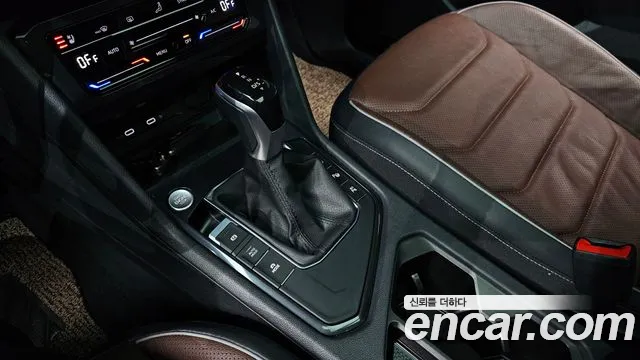 Volkswagen Tiguan — Фото автомобиля 9