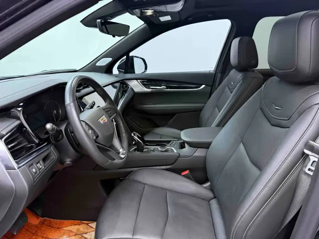 Cadillac XT6 — Фото автомобиля 5
