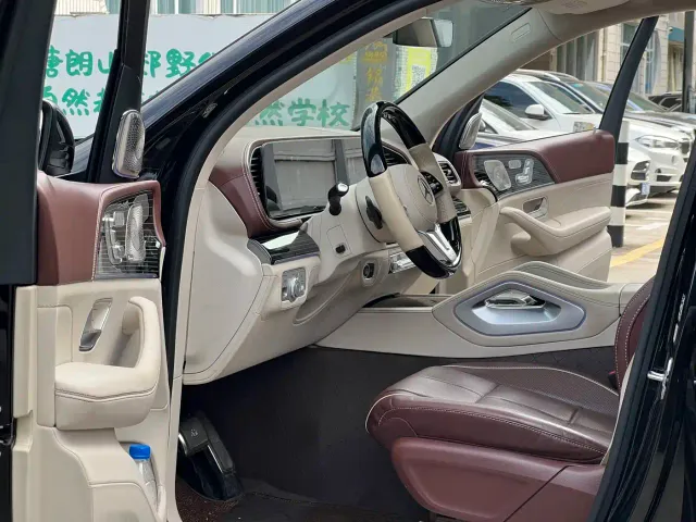 Mercedes-Benz Maybach GLS — Фото автомобиля 9
