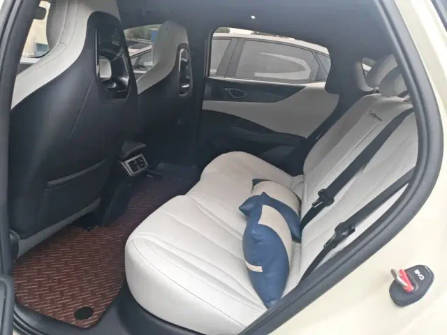 BYD Seal 06 — Фото автомобиля 16