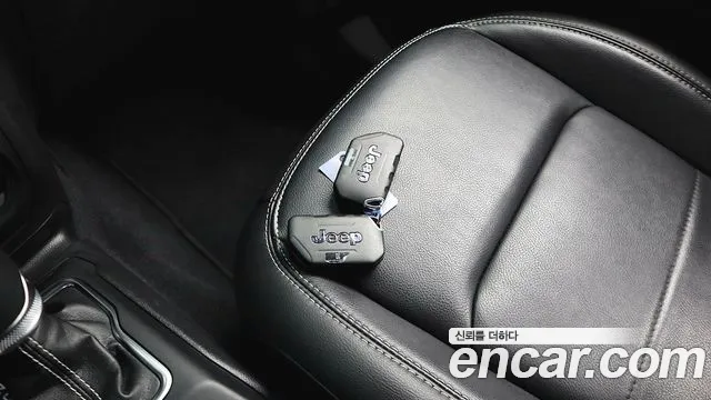 Jeep Wrangler JL — Фото автомобиля 20