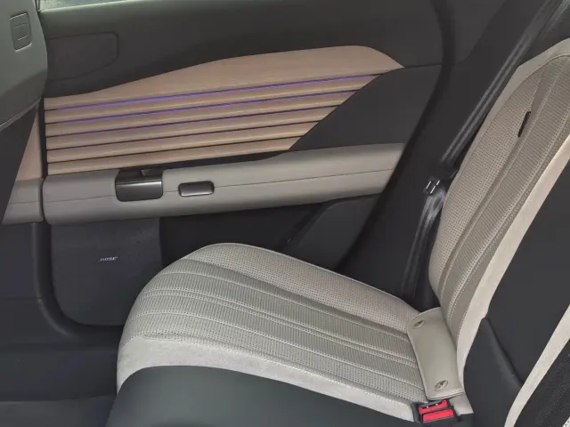 Audi E5 Sportback — Фото автомобиля 11