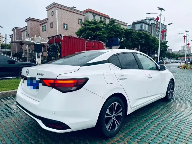Nissan Sylphy — Фото автомобиля 9