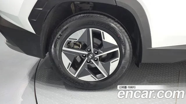 Hyundai Tucson NX4 — Фото автомобиля 6