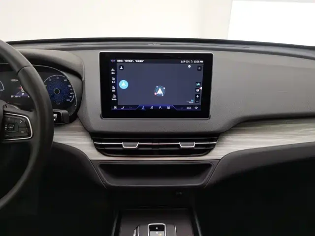 Hongqi E-QM5 — Фото автомобиля 13