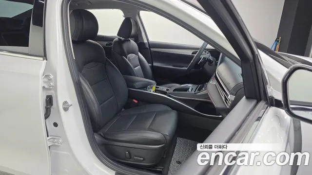 Hyundai Grandeur Новый Grandeur IG — Фото автомобиля 10