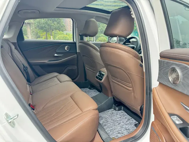 Chery Arrizo 8 — Фото автомобиля 9
