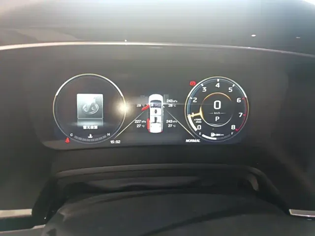 GAC Trumpchi M8 — Фото автомобиля 3