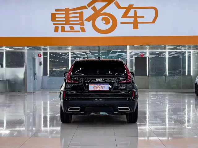 Cadillac XT4 — Фото автомобиля 19