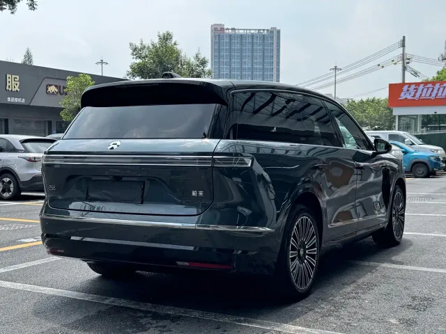 Nio ES8 — Фото автомобиля 5