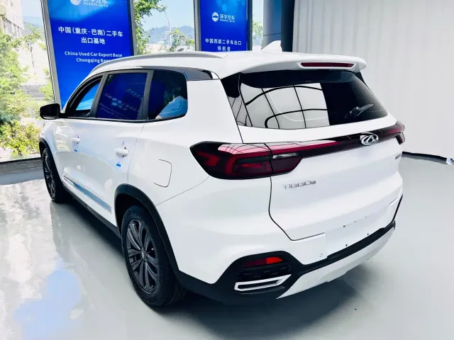 Chery Tiggo 8 — Фото автомобиля 6