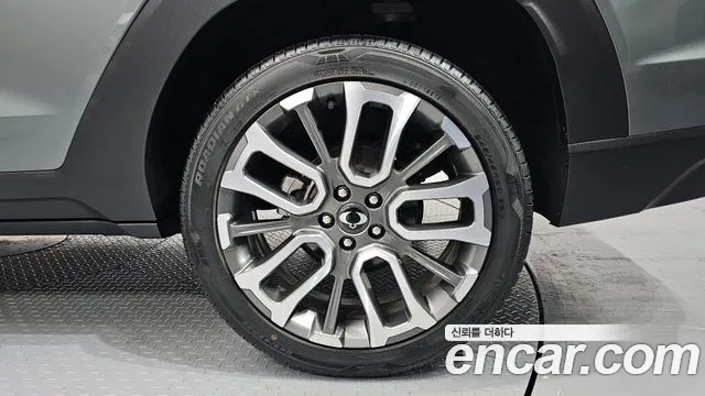 KG_Mobility_Ssangyong Torres Torres Бензин 1.5 2WD — Фото автомобиля 5