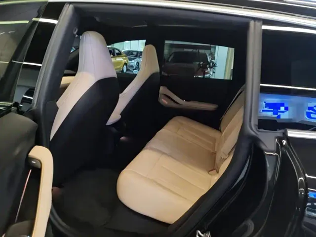 Nio ET5 Touring — Фото автомобиля 16