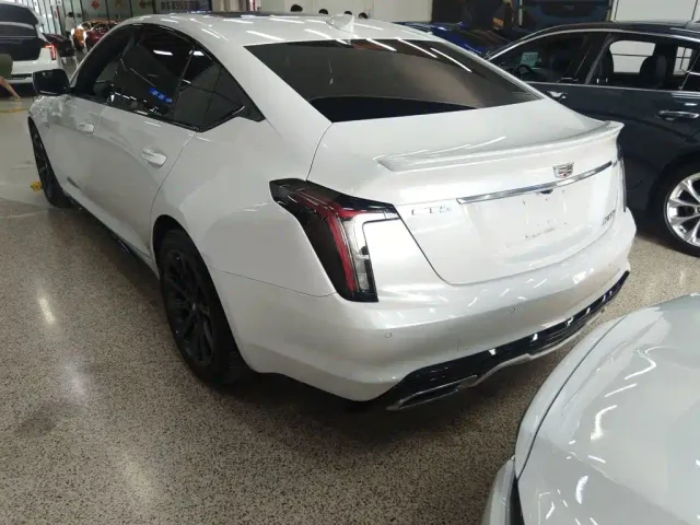 Cadillac CT5 — Фото автомобиля 12
