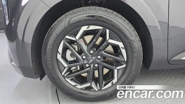 Kia Canival Новый Carnival 4 поколение Дизель 9 мест Noblesse — Фото автомобиля 3