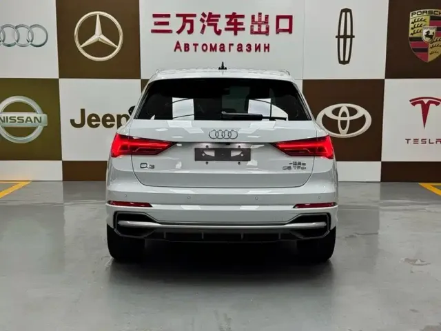 Audi Q3 — Фото автомобиля 5