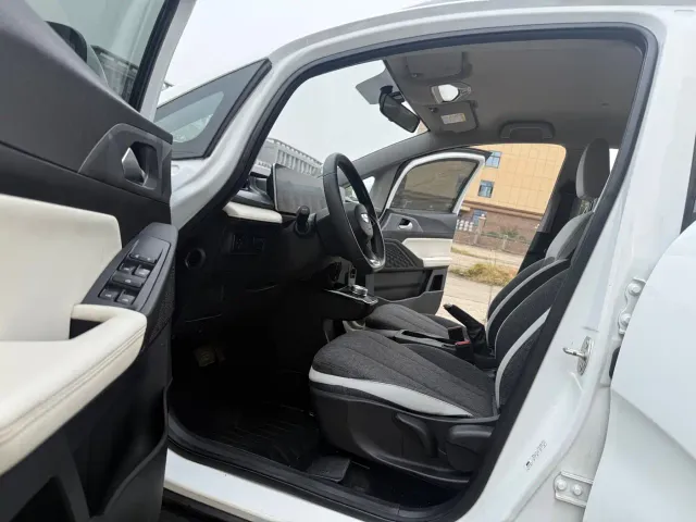 Geely Geometry E Firefly — Фото автомобиля 9