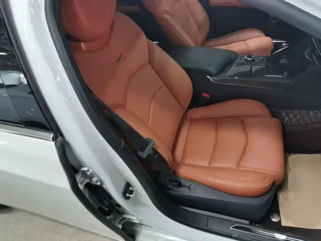 Cadillac CT6 — Фото автомобиля 24
