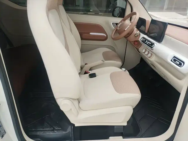 Wuling Hongguang Mini EV — Фото автомобиля 24