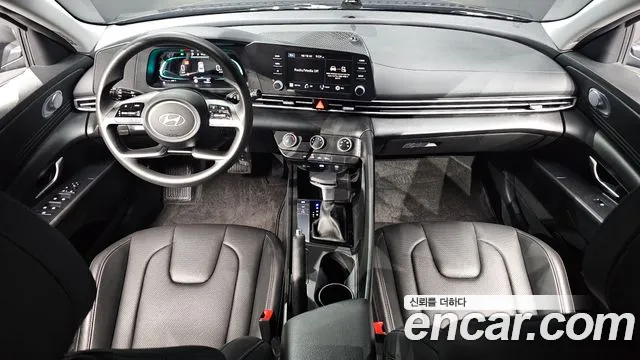 Hyundai AVANTE Новый Avante (CN7) 1.6 LPi (Для проката) — Фото автомобиля 7